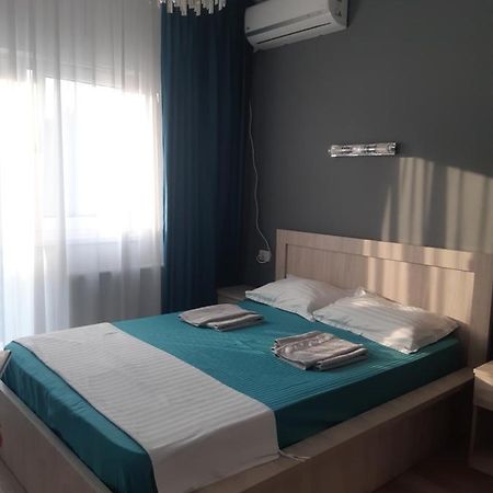 Cazare Spital Fundeni Bucareste Exterior foto